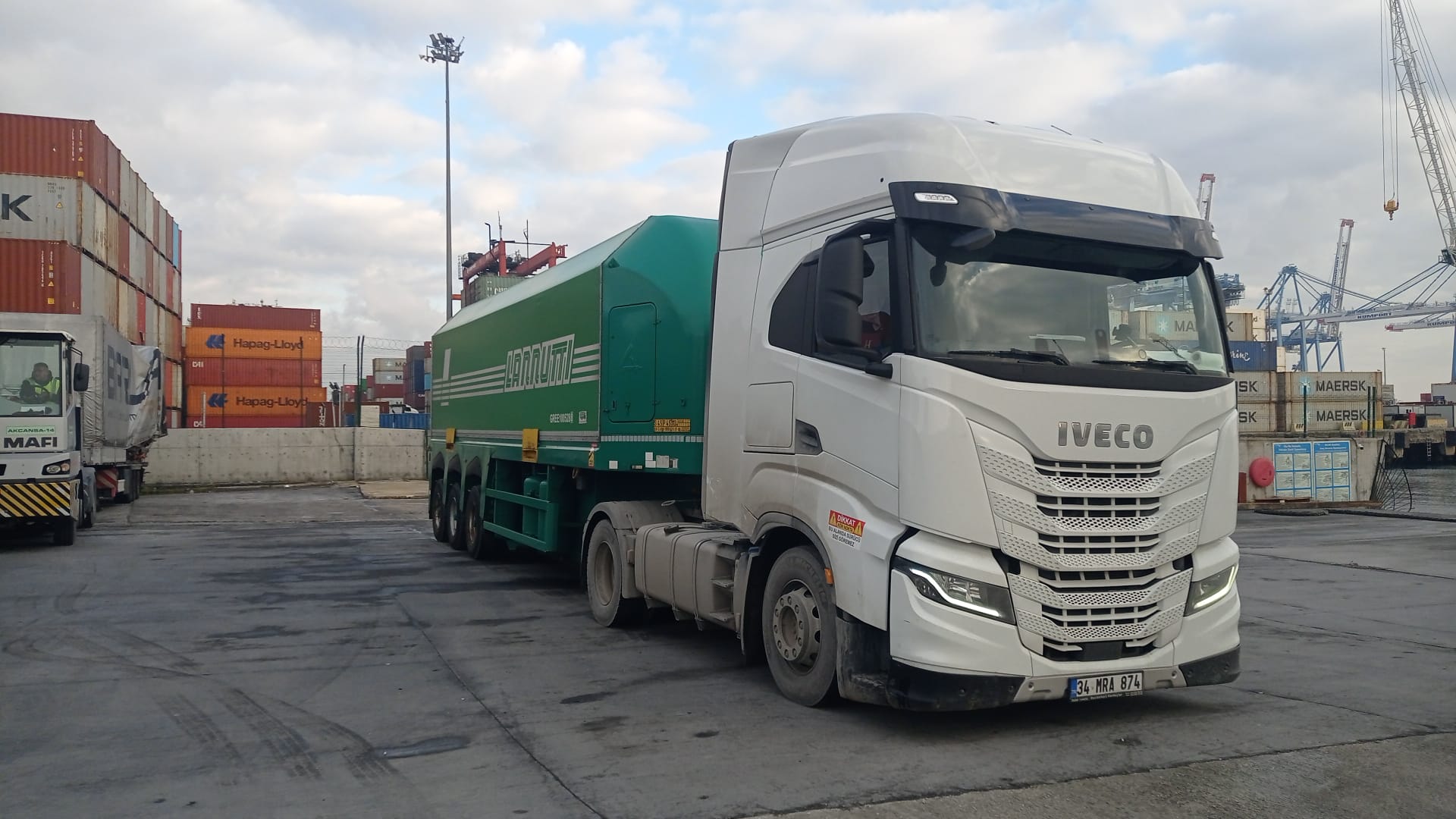 Özel Cam Taşıma Projemiz